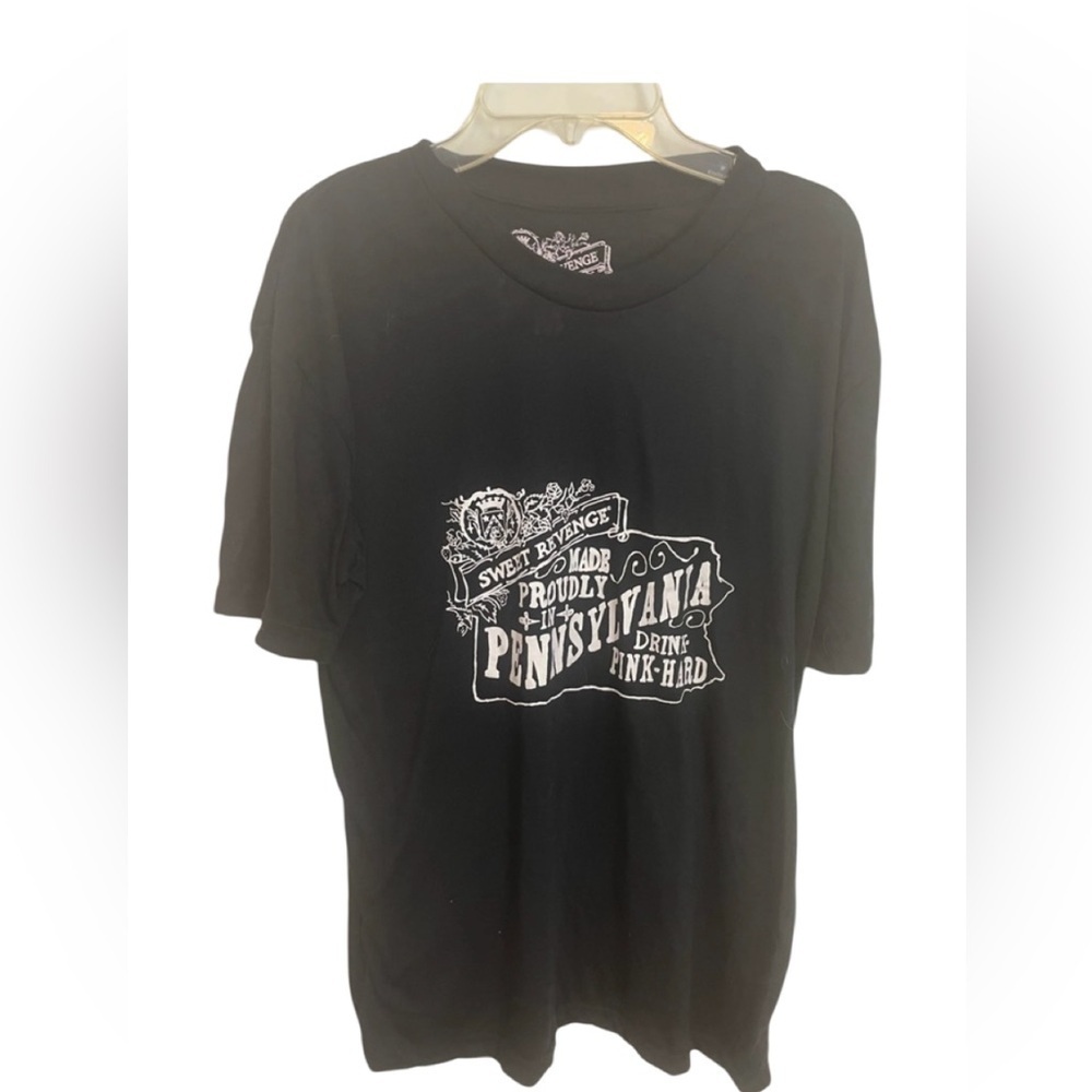 Pink Hard Graphic Tshirt M